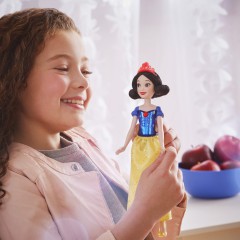 Hasbro Disney Princess - Lalka Księżniczka Królewna Śnieżka F0900