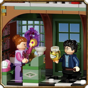 LEGO Harry Potter TM - Wizyta w wiosce Hogsmeade 76388 PRZEDSPRZEDAŻ