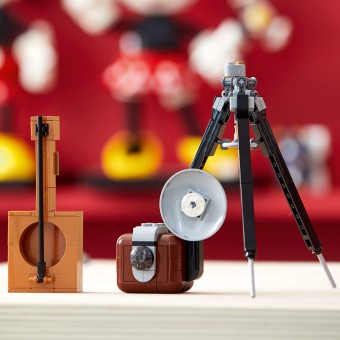LEGO Creator Expert - Myszka Miki i Myszka Minnie do zbudowania 43179
