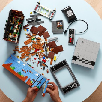 LEGO Creator Expert - Nintendo Entertainment System Super Mario 71374