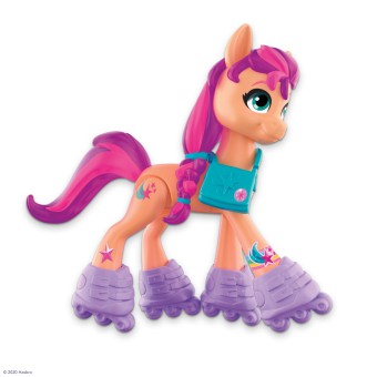 My Little Pony - Kucyk podstawowy z akcesoriami Sunny Starscout F2454