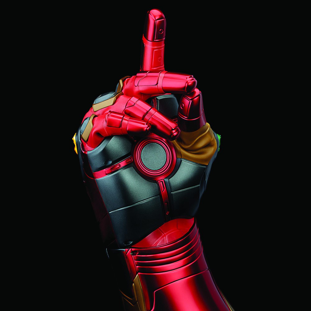 Hasbro Marvel Legends Avengers - Rękawica Iron Man Nano Gauntlet F0196