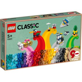 LEGO Classic - 90 lat zabawy 11021
