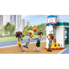 LEGO Friends - Międzynarodowa szkoła w Heartlake 41731
