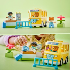 LEGO DUPLO - Przejażdżka autobusem 10988