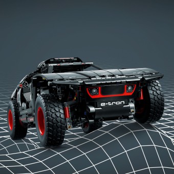 LEGO Technic - Audi RS Q e-tron 42160