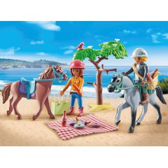 Playmobil - Horses of Waterfall Wycieczka konna na plażę z Amelią i Benem 71470