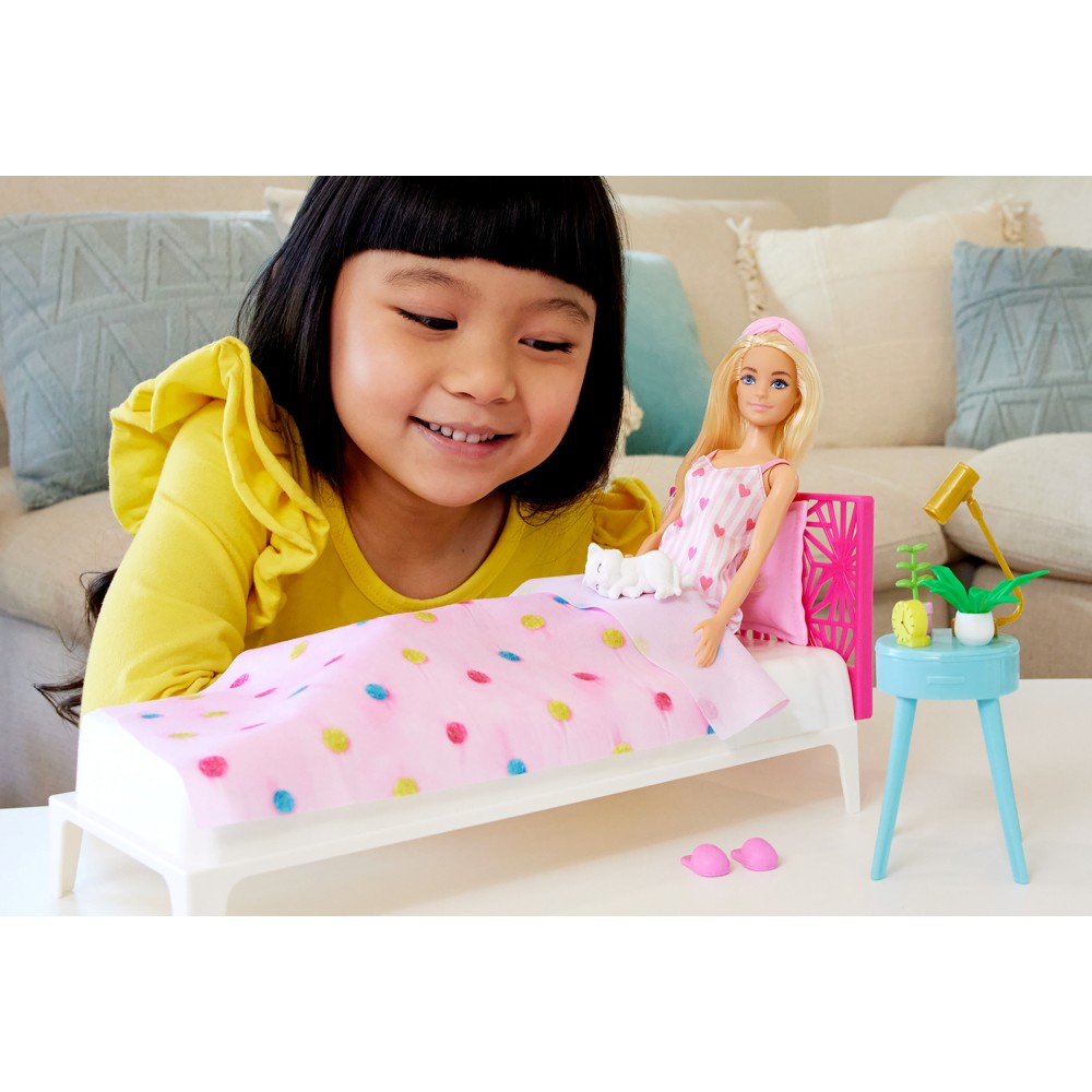 Barbie - Sypialnia dla lalki Barbie + akcesoria HPT55