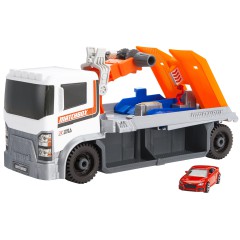 Matchbox - Pomoc drogowa Ciężarówka z lawetą + autko HRY43
