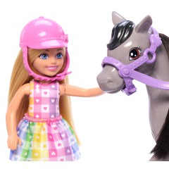 Barbie - Lalka Chelsea na kucyku HTK29